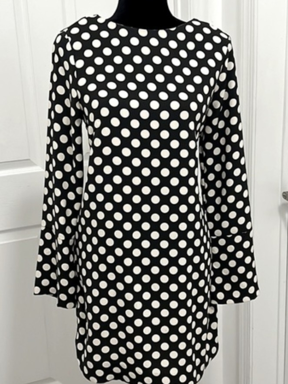 H&M Black and White Polka Dot Long-Sleeve Shift Dress